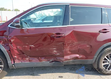 2019 Toyota Highlander Xle from USA, damaged, VIN 5TDKZRFH0KS353399